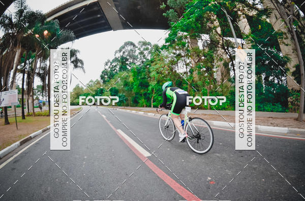 Buy your photos of the eventVSERIES Duathlon & Running on Fotop