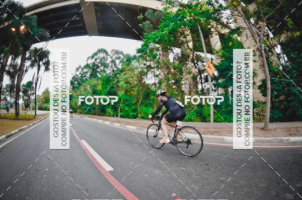 Buy your photos of the eventVSERIES Duathlon & Running on Fotop