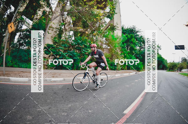 Buy your photos of the eventVSERIES Duathlon & Running on Fotop