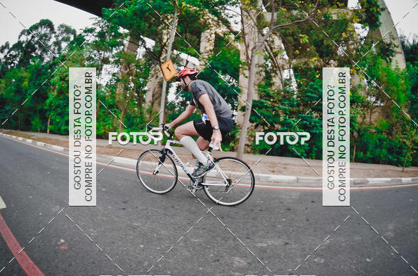 Buy your photos of the eventVSERIES Duathlon & Running on Fotop