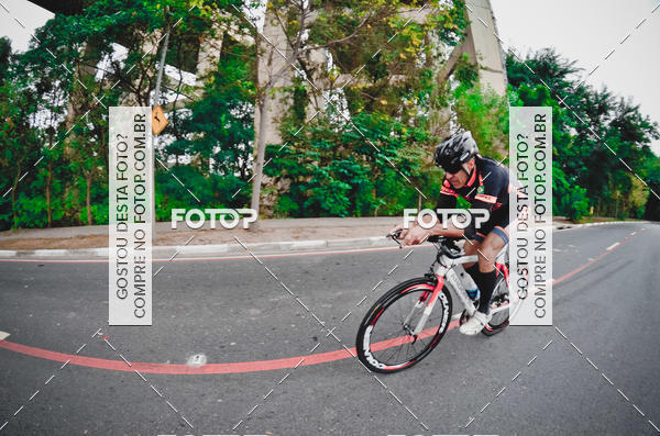 Buy your photos of the eventVSERIES Duathlon & Running on Fotop