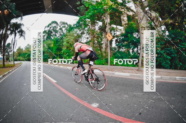 Buy your photos of the eventVSERIES Duathlon & Running on Fotop
