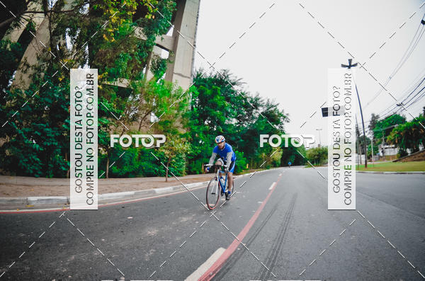 Buy your photos of the eventVSERIES Duathlon & Running on Fotop