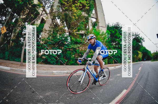 Buy your photos of the eventVSERIES Duathlon & Running on Fotop