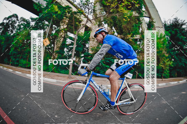 Buy your photos of the eventVSERIES Duathlon & Running on Fotop