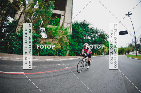 Buy your photos of the eventVSERIES Duathlon & Running on Fotop