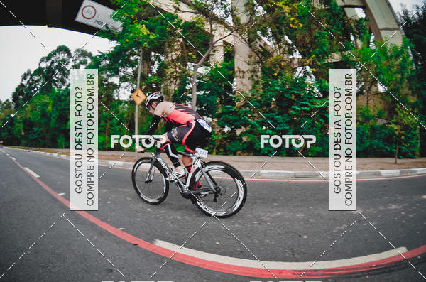 Buy your photos of the eventVSERIES Duathlon & Running on Fotop