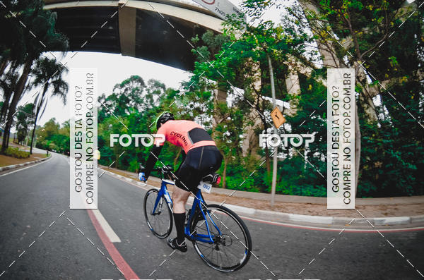 Buy your photos of the eventVSERIES Duathlon & Running on Fotop