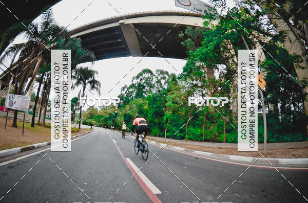 Buy your photos of the eventVSERIES Duathlon & Running on Fotop