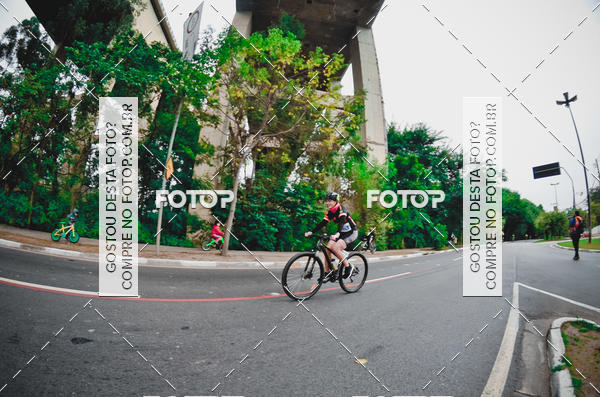 Buy your photos of the eventVSERIES Duathlon & Running on Fotop