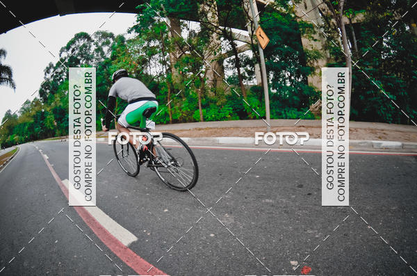 Buy your photos of the eventVSERIES Duathlon & Running on Fotop