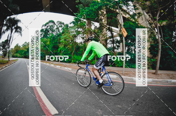 Buy your photos of the eventVSERIES Duathlon & Running on Fotop