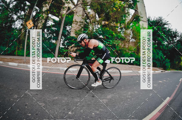 Buy your photos of the eventVSERIES Duathlon & Running on Fotop