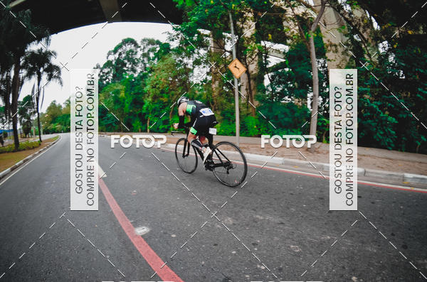 Buy your photos of the eventVSERIES Duathlon & Running on Fotop