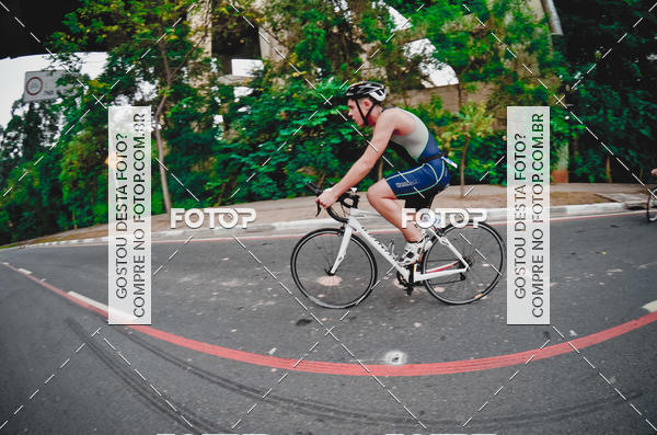 Buy your photos of the eventVSERIES Duathlon & Running on Fotop