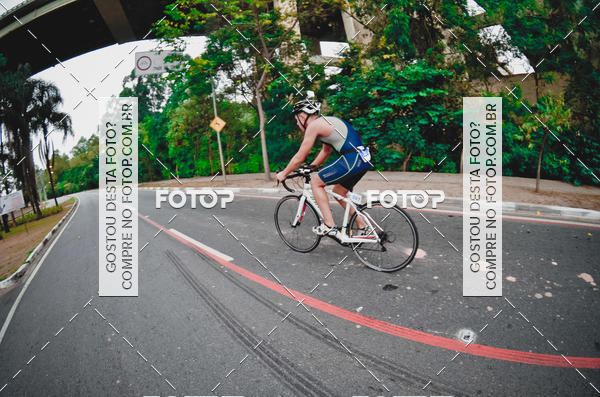 Buy your photos of the eventVSERIES Duathlon & Running on Fotop