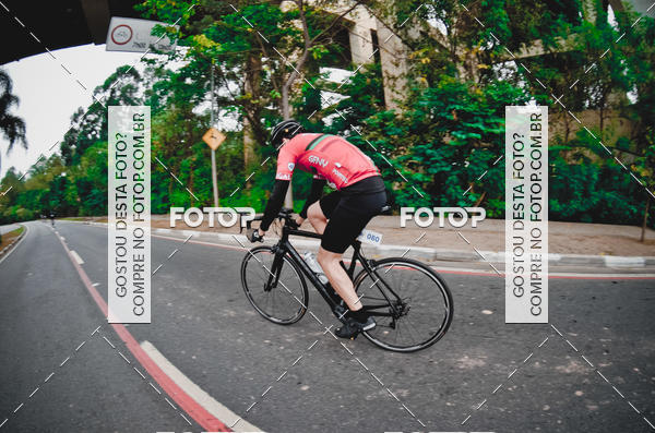 Buy your photos of the eventVSERIES Duathlon & Running on Fotop