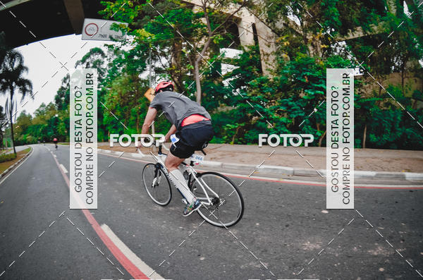 Buy your photos of the eventVSERIES Duathlon & Running on Fotop