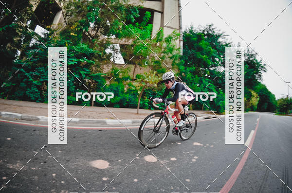 Buy your photos of the eventVSERIES Duathlon & Running on Fotop
