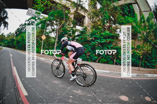 Buy your photos of the eventVSERIES Duathlon & Running on Fotop
