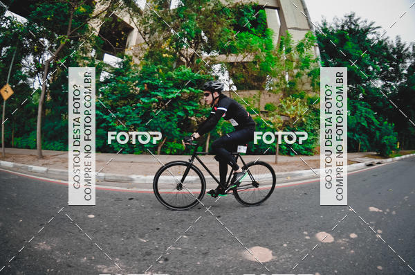 Buy your photos of the eventVSERIES Duathlon & Running on Fotop