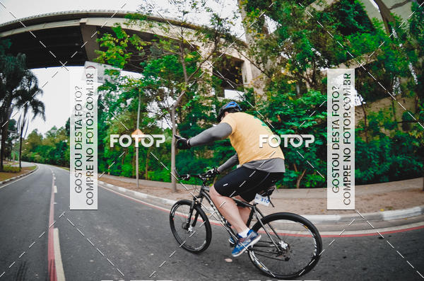 Buy your photos of the eventVSERIES Duathlon & Running on Fotop