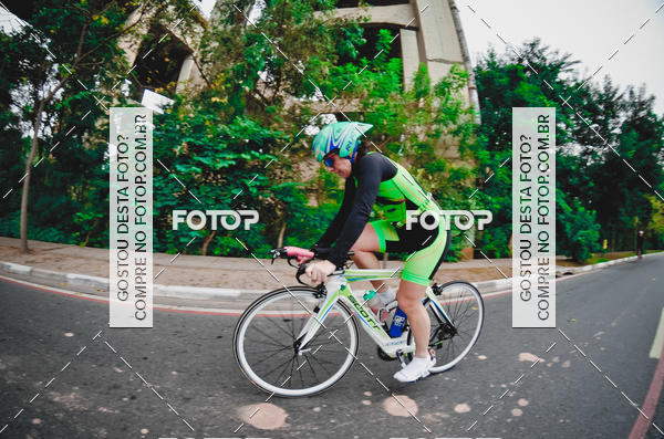 Buy your photos of the eventVSERIES Duathlon & Running on Fotop