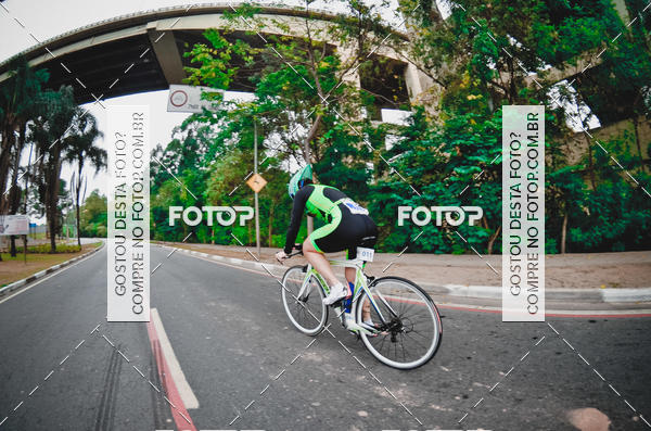 Buy your photos of the eventVSERIES Duathlon & Running on Fotop