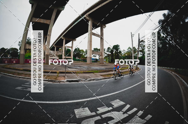 Buy your photos of the eventVSERIES Duathlon & Running on Fotop