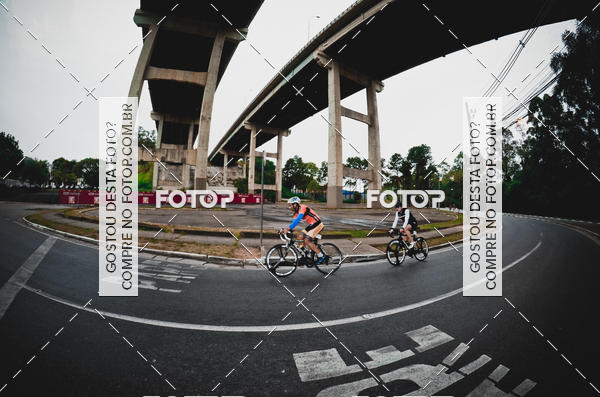 Buy your photos of the eventVSERIES Duathlon & Running on Fotop