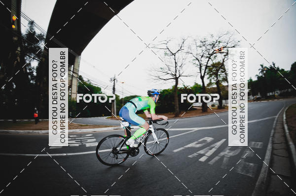 Buy your photos of the eventVSERIES Duathlon & Running on Fotop