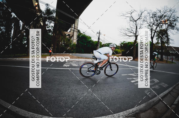 Buy your photos of the eventVSERIES Duathlon & Running on Fotop