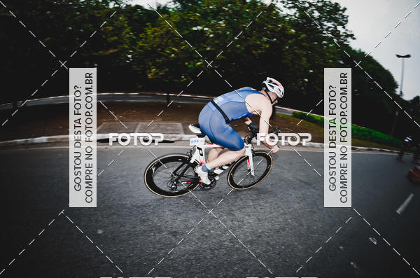 Buy your photos of the eventVSERIES Duathlon & Running on Fotop