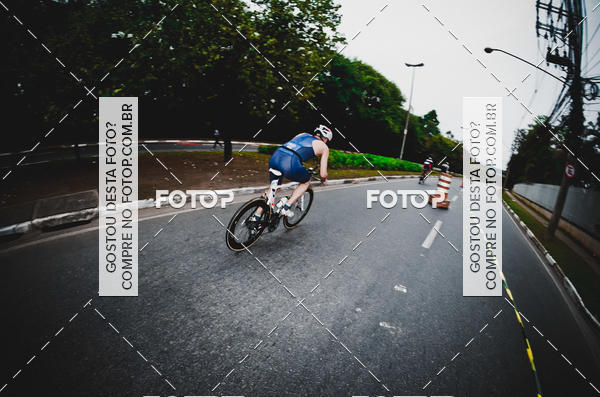 Buy your photos of the eventVSERIES Duathlon & Running on Fotop