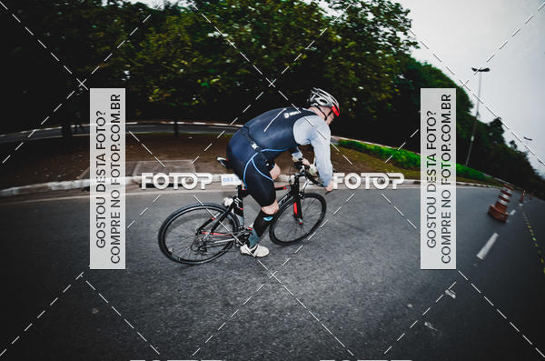 Buy your photos of the eventVSERIES Duathlon & Running on Fotop