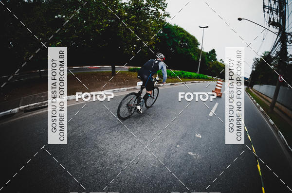 Buy your photos of the eventVSERIES Duathlon & Running on Fotop