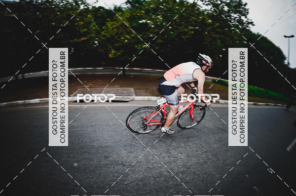 Buy your photos of the eventVSERIES Duathlon & Running on Fotop