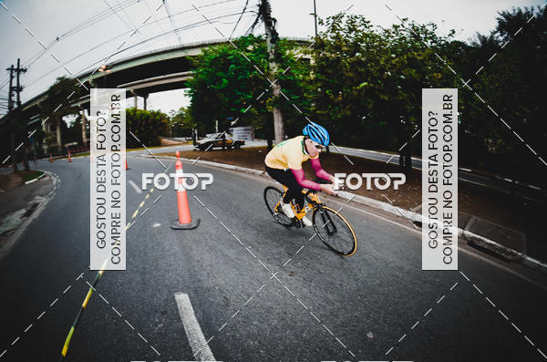 Buy your photos of the eventVSERIES Duathlon & Running on Fotop