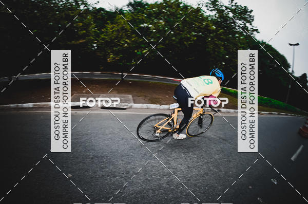 Buy your photos of the eventVSERIES Duathlon & Running on Fotop