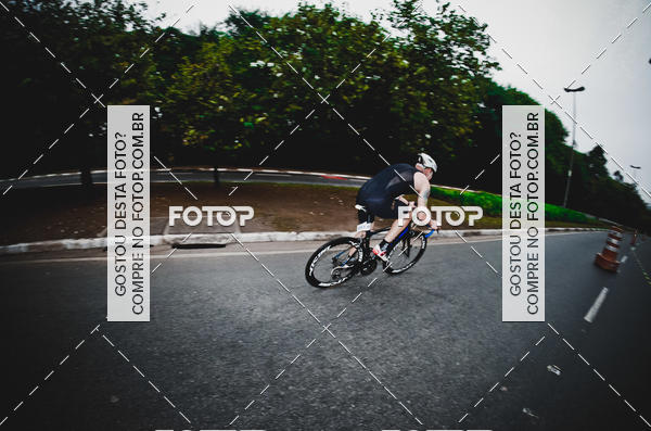 Buy your photos of the eventVSERIES Duathlon & Running on Fotop