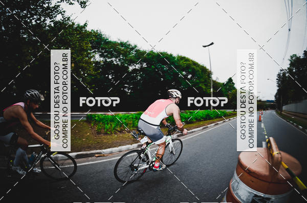 Buy your photos of the eventVSERIES Duathlon & Running on Fotop