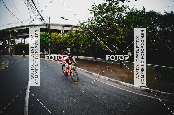 Buy your photos of the eventVSERIES Duathlon & Running on Fotop