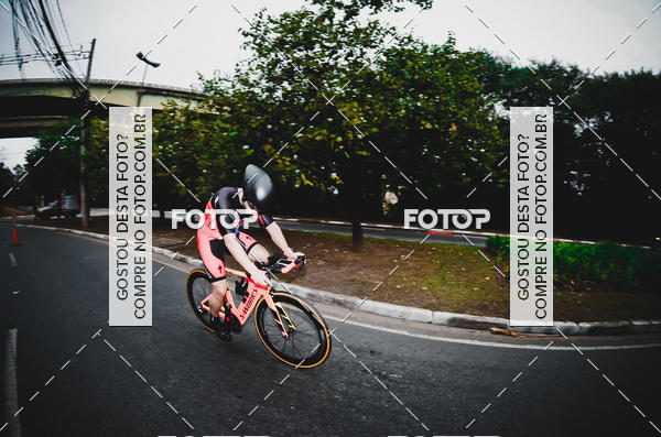 Buy your photos of the eventVSERIES Duathlon & Running on Fotop