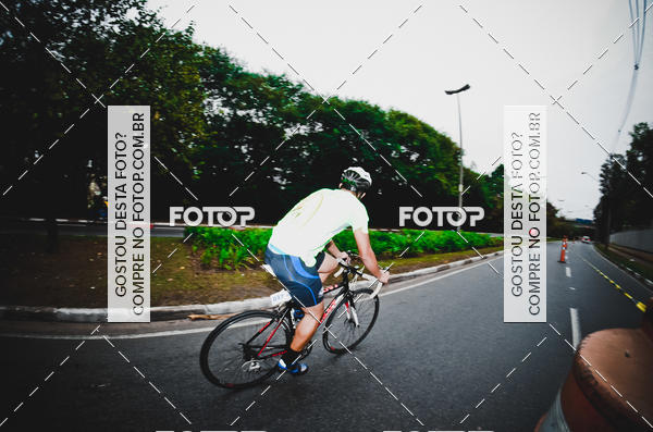 Buy your photos of the eventVSERIES Duathlon & Running on Fotop
