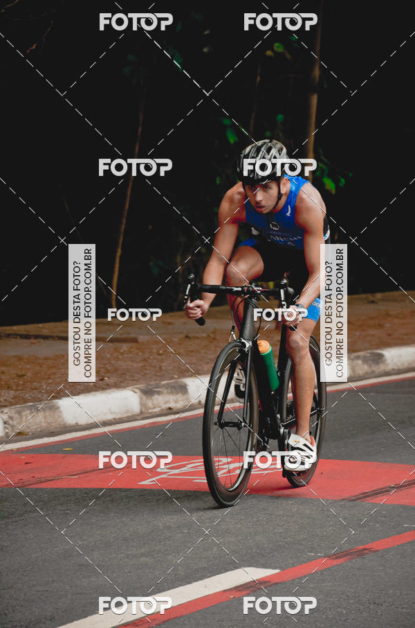 Buy your photos of the eventVSERIES Duathlon & Running on Fotop