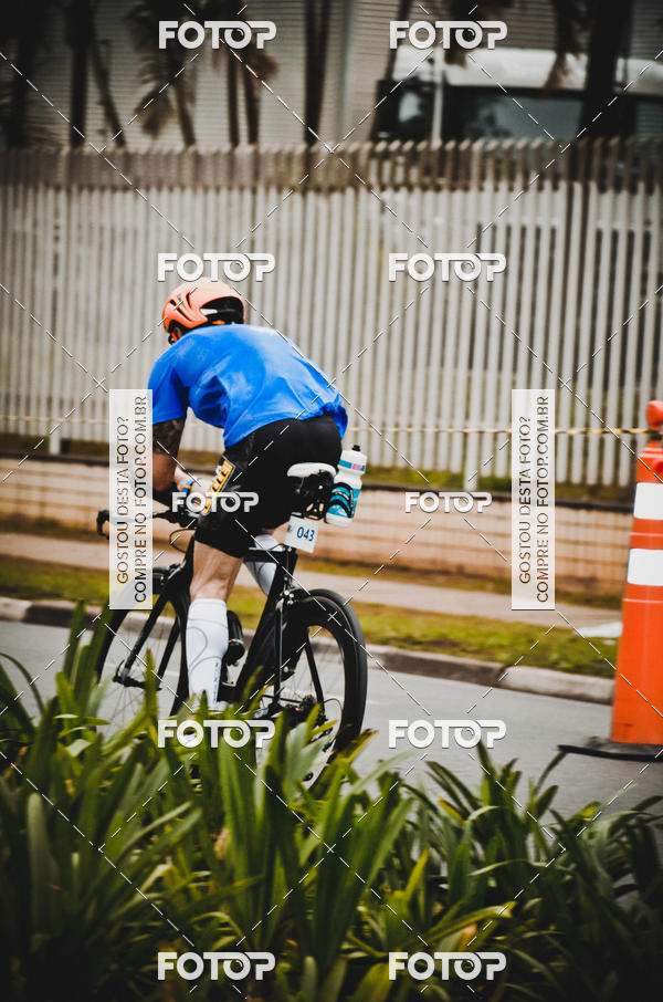 Buy your photos of the eventVSERIES Duathlon & Running on Fotop