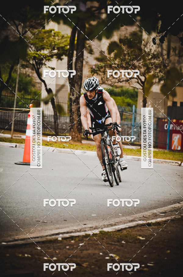 Buy your photos of the eventVSERIES Duathlon & Running on Fotop