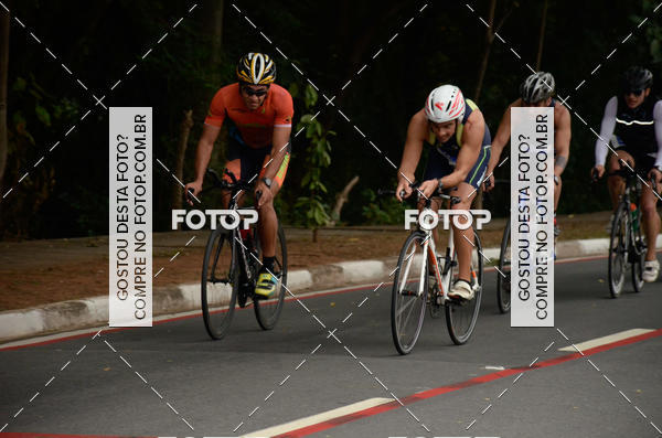 Buy your photos of the eventVSERIES Duathlon & Running on Fotop