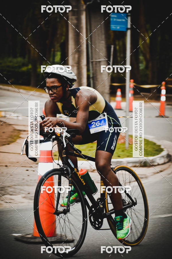 Buy your photos of the eventVSERIES Duathlon & Running on Fotop