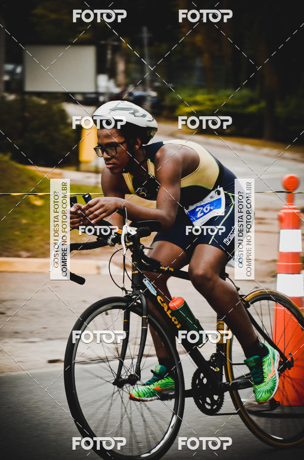 Buy your photos of the eventVSERIES Duathlon & Running on Fotop